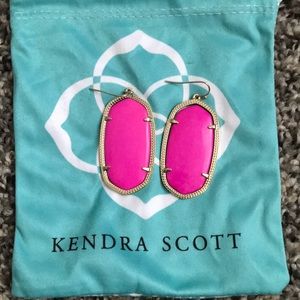 Kendra Scott Danielle earrings